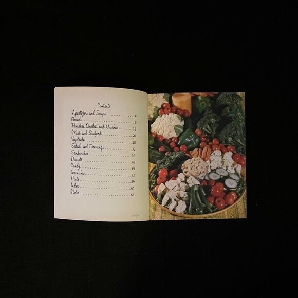 4 – Vintage ‘Ideals’ Gourmet Cookbooks - Picture 11 of 12